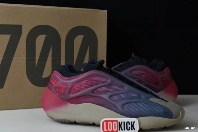 GW1814 Adidas V3 Fade Carbon 700 Yeezy 0822